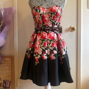 Windsor Special Occasion Strapless Black Dress